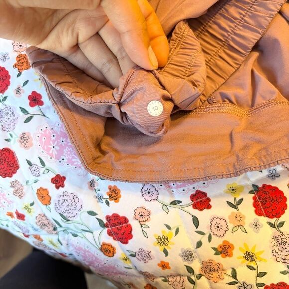 Lululemon Anew Short (4" )
Quicksand - Picture 7 of 7